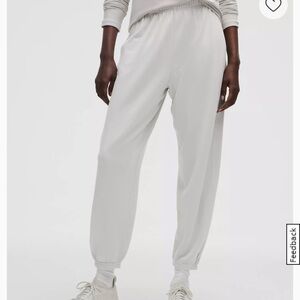 Lululemon BeCalm Mid-Rise Pant, M